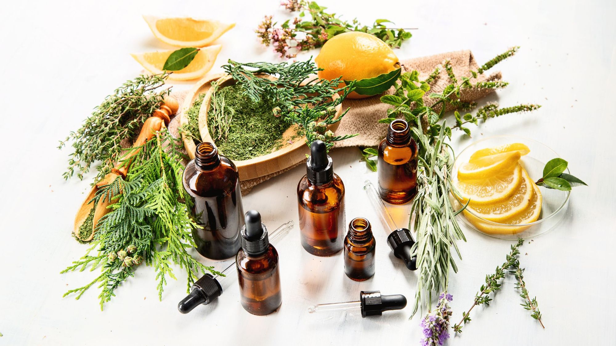 11 Essential Oils And Their Benefits