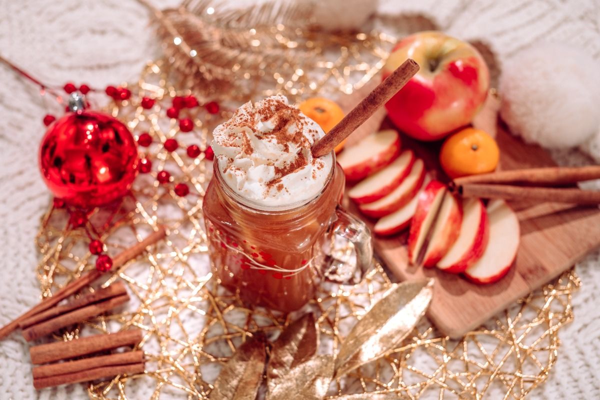 5 Holiday Beverages To Keep You Warm This Christmas