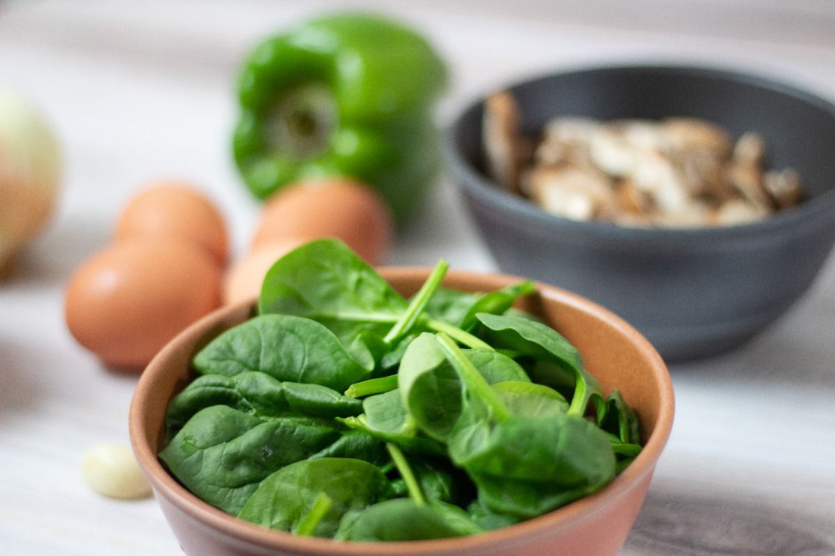 14 Easy And Tasty Ways To Eat Spinach