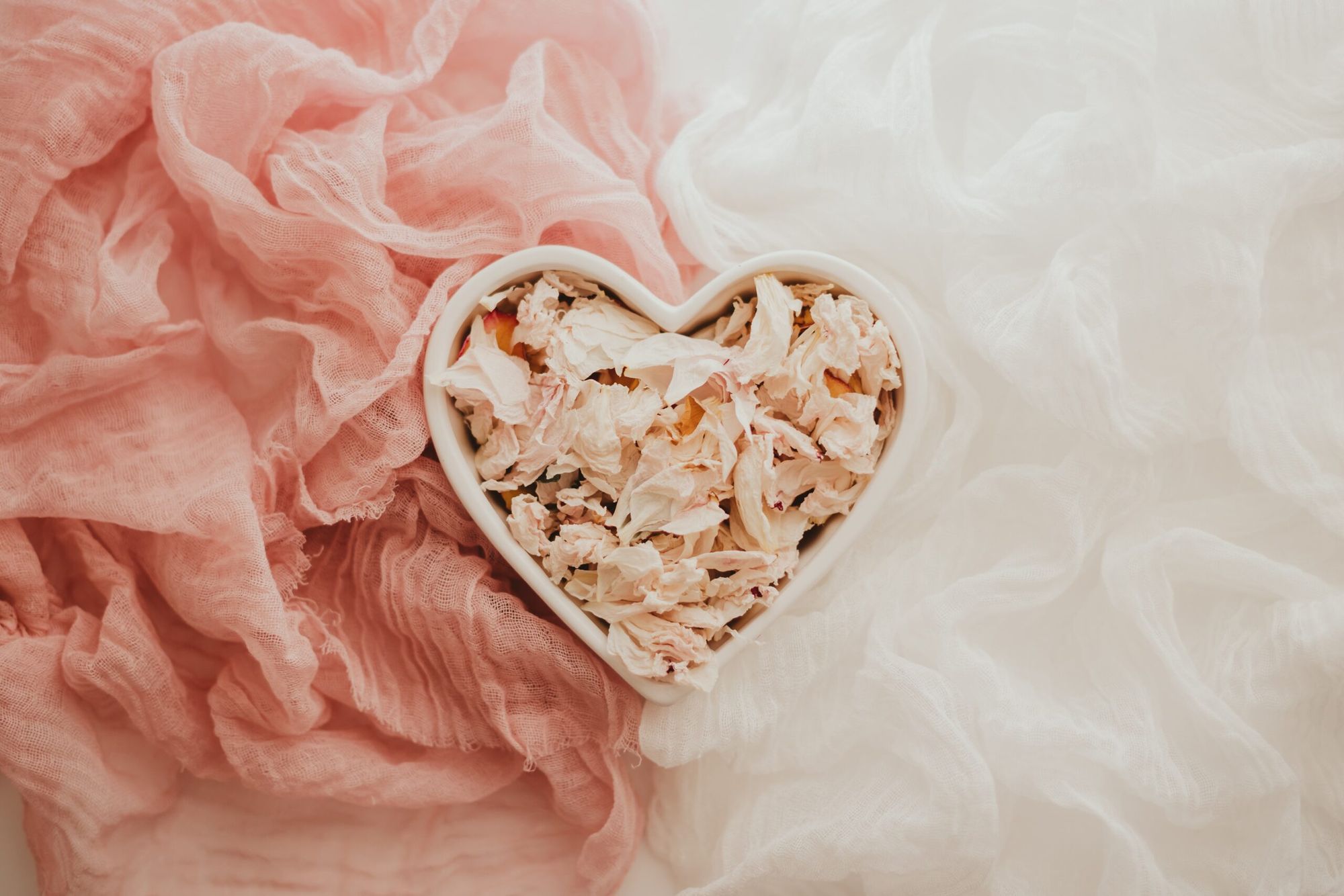 7 Reasons To Go On More Dates If You’re Single