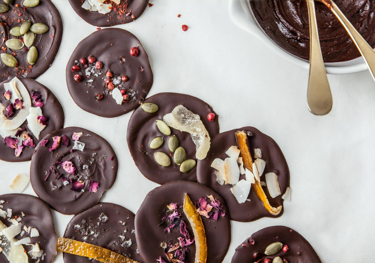 5 Proven Health Benefits of Dark Chocolate