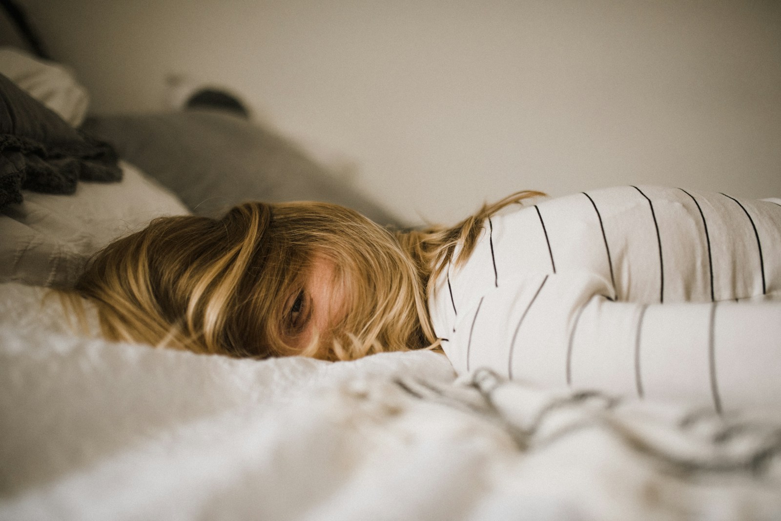 Creatine Supplementation Enhances Cognitive Performance During Sleep Deprivation